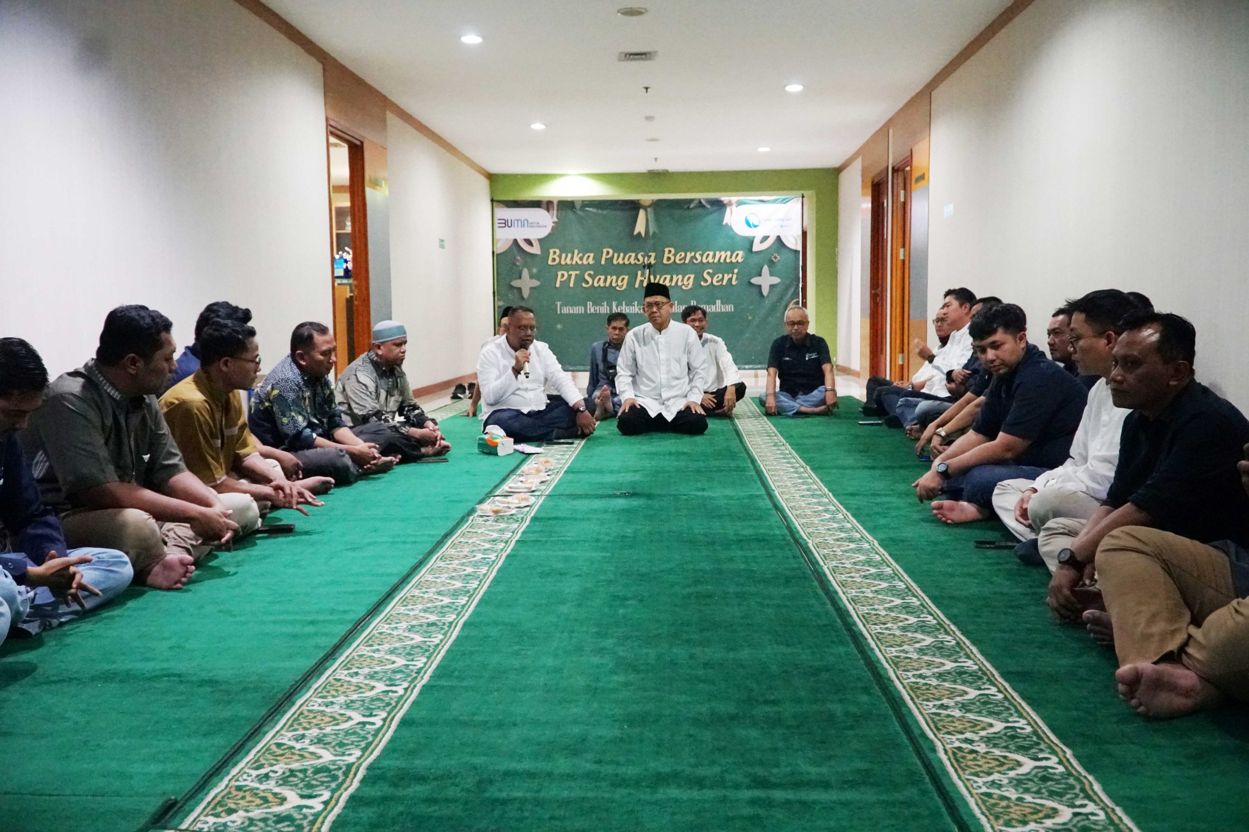 PT Sang Hyang Seri Gelar Buka Puasa Bersama