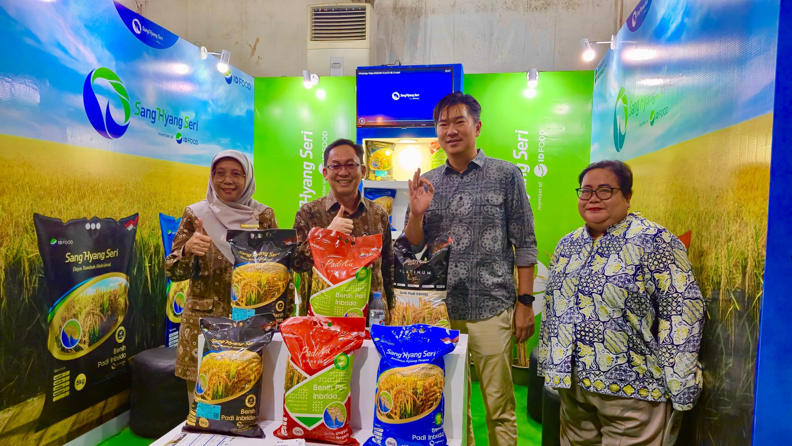 PT Sang Hyang Seri Promosikan Benih Padi Bersertifikat di Gebyar Perbenihan Tanaman Pangan Nasional ke-X Palembang
