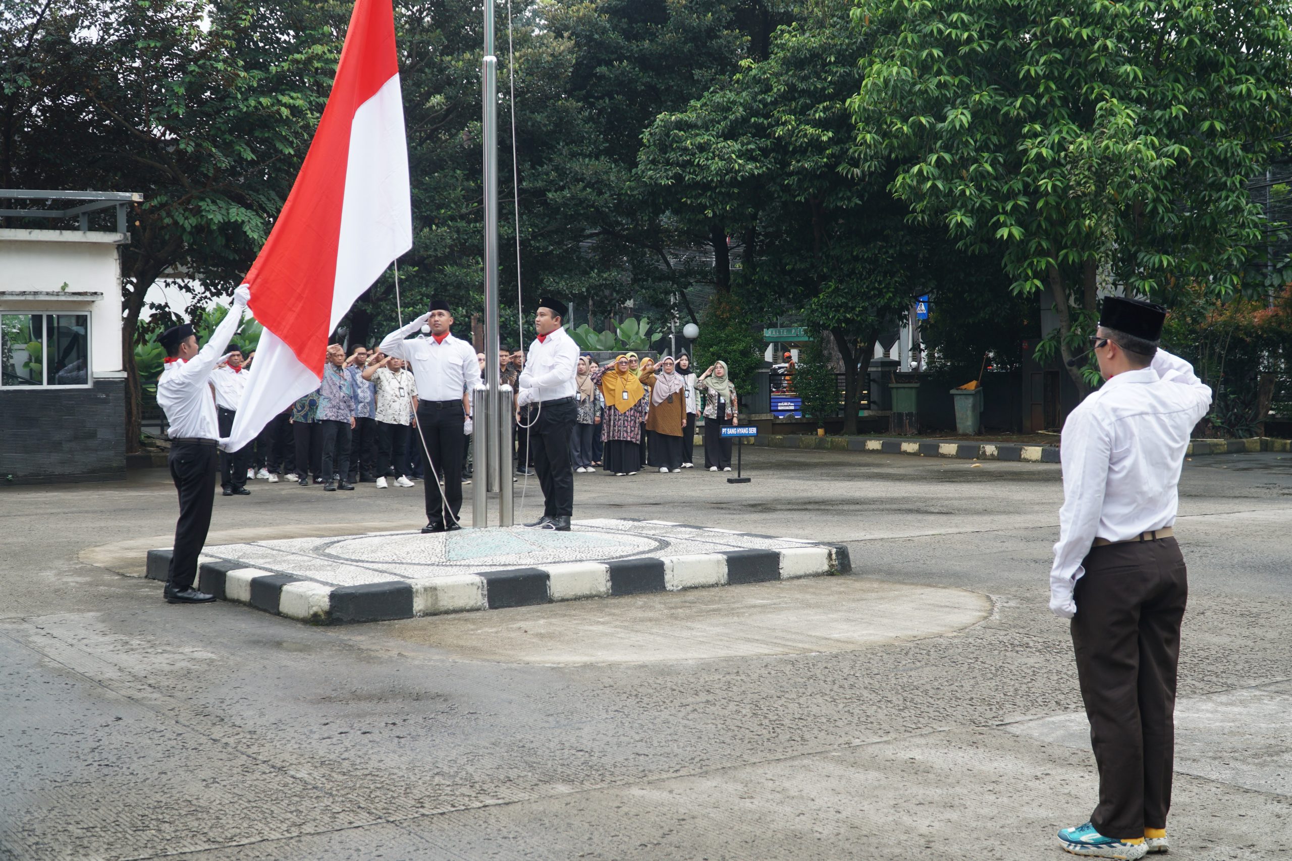 Sang Hyang Seri Melakukan Upacara Hari Kebangkitan Nasional Ke-118